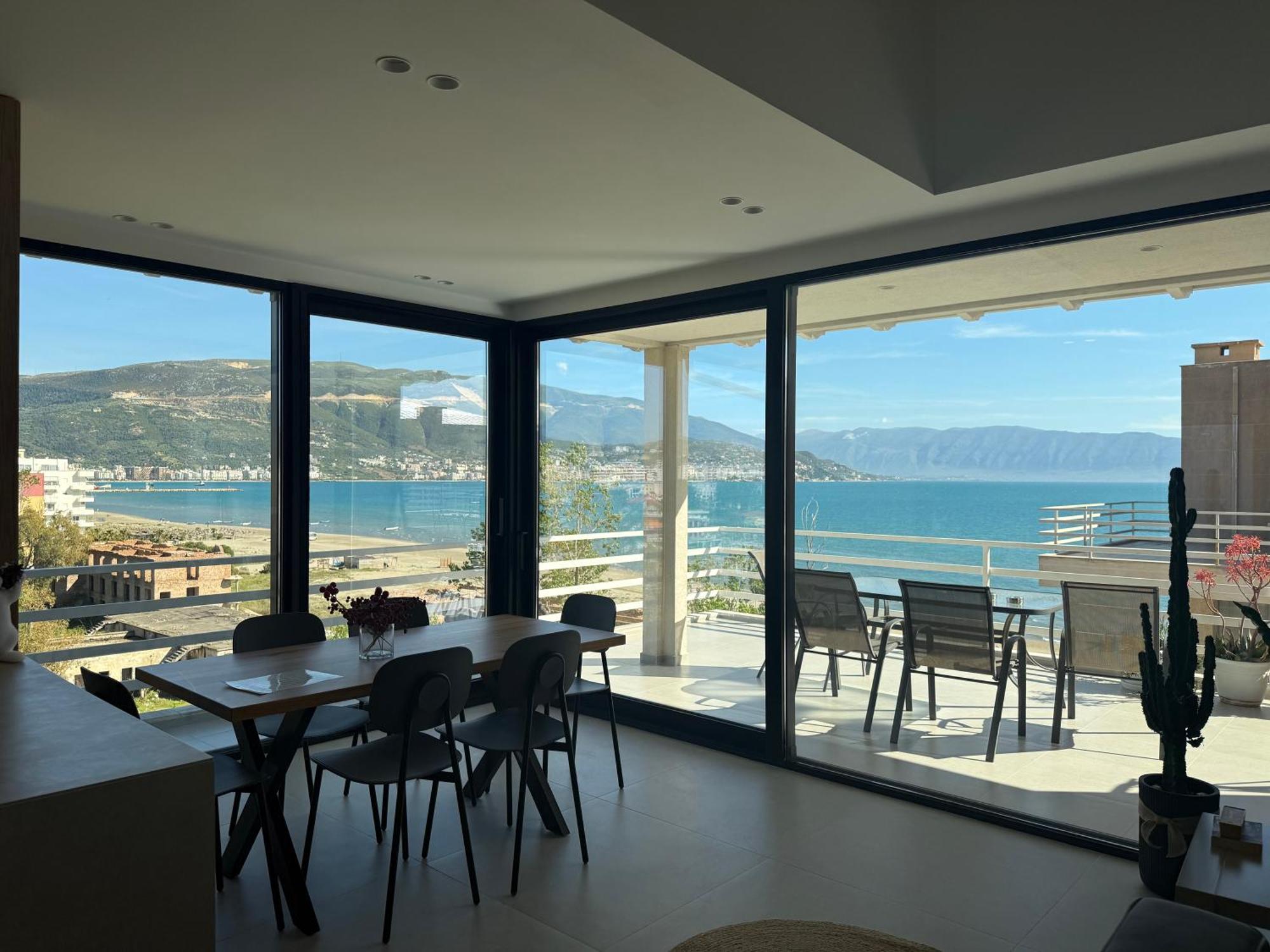 Best View Apartment Vlore Bagian luar foto